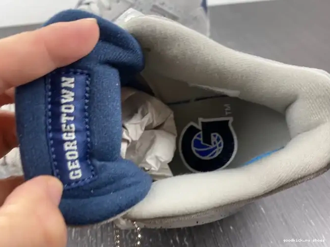 Retro AJ4-1043505 Georgetown (PE) Jordan 4 0511